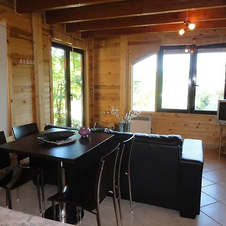 Appartamento Zeus-village οικισμός φινλανδικών με πισίνες & γυμναστήριο Molos (Phthiotis)